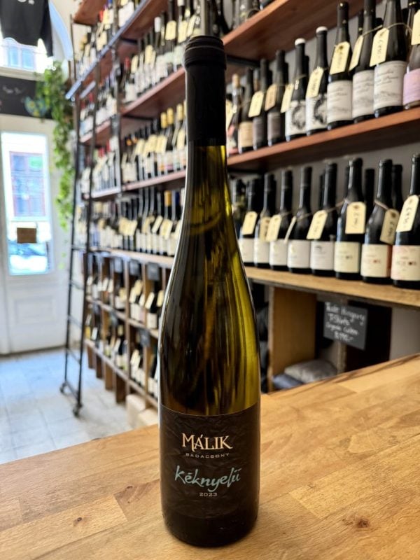 Taste-hungary-wine-shop-malik-keknyelu