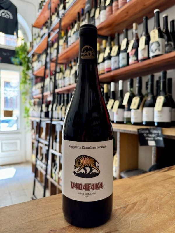 Taste-hungary-wine-shop-aranysorte-vadfekete