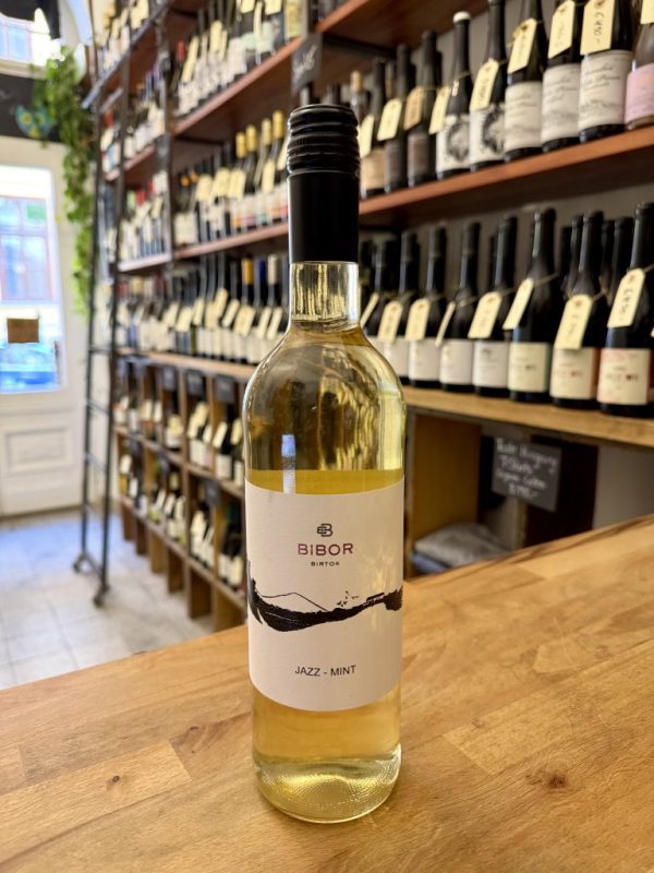 Taste-hungary-wine-shop-bibor-jazzmint