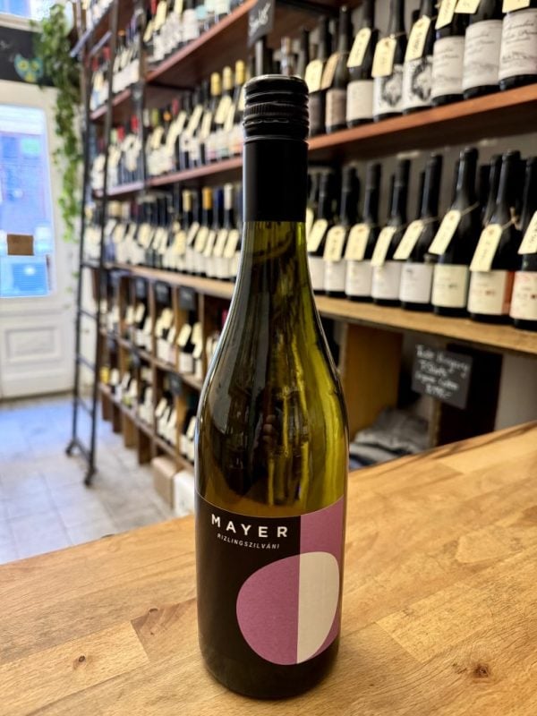Taste-hungary-wine-shop-mayer-rizlingszilvani